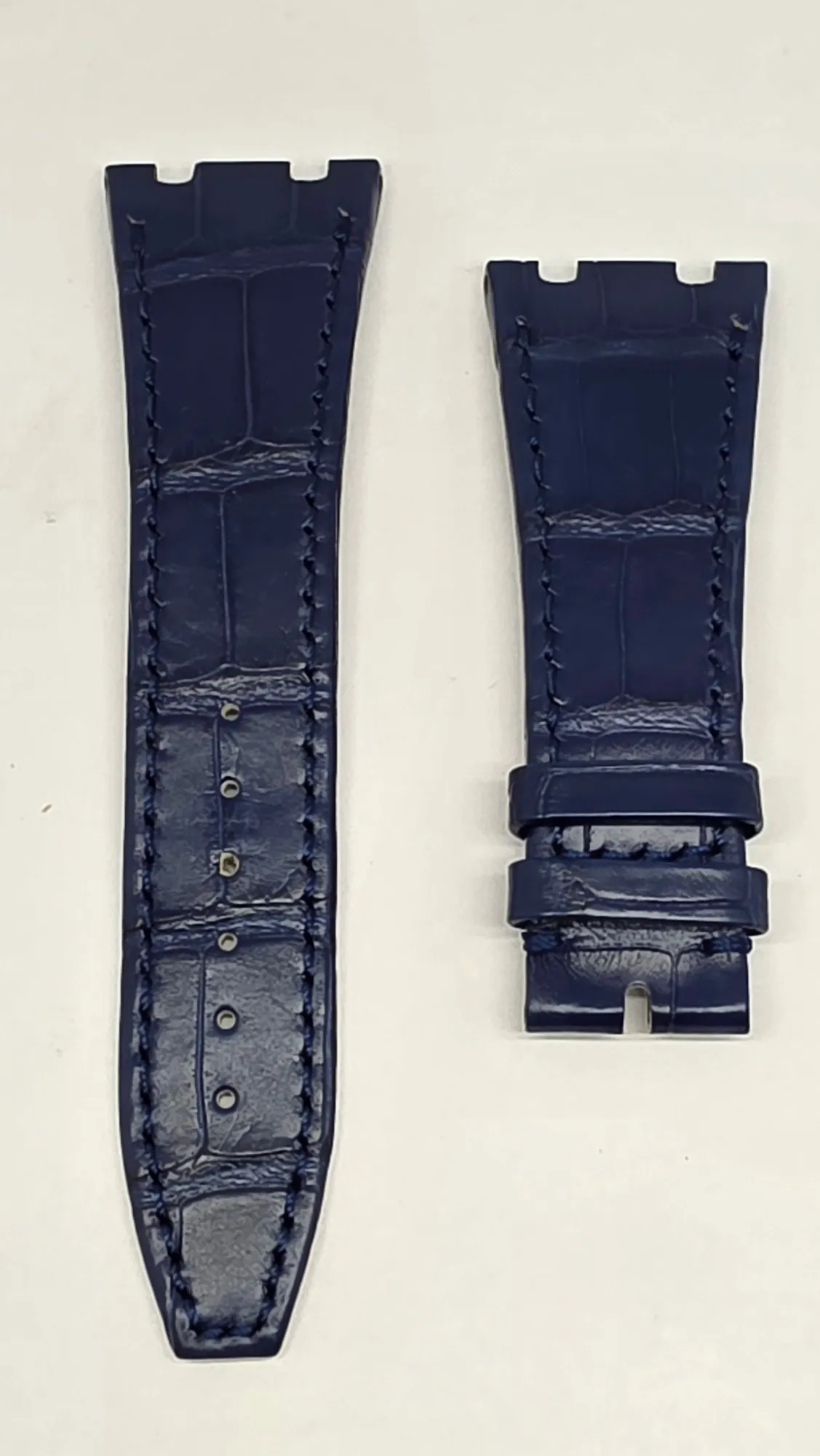 Audemars Piguet Lacivert Timsah Dokulu Kayış, El Dikişi